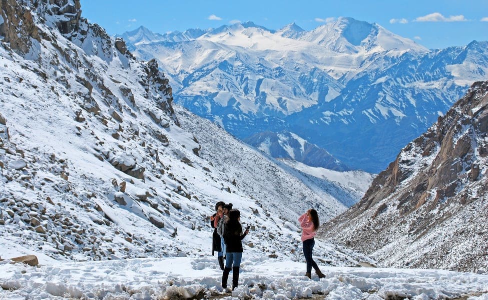 Thrilling Leh Ladakh Tour with Pangong Lake